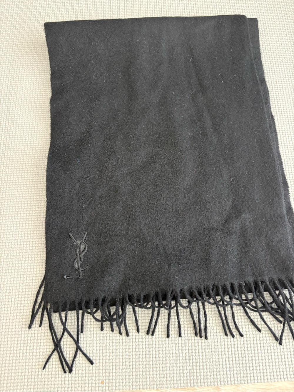 Yves Saint Laurent YSL Black 100% Lambswool Fringe Scarf Logo Embroidered - Picture 3 of 5
